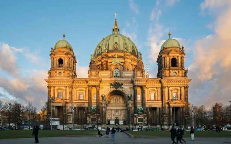 An Opportunity To Get High Paying Jobs in Berlin